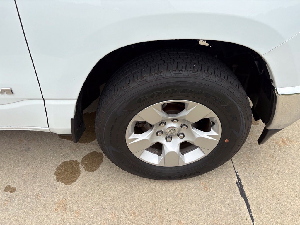 Used 2023 RAM 1500 Big Horn AWD/4WD image 50