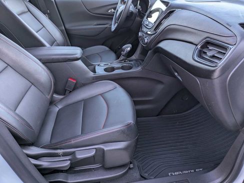Used 2024 Chevrolet Equinox RS w/ RS Leather Package image 21