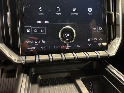 New 2026 GMC Acadia Elevation w/ Black Edition AWD/4WD image 38