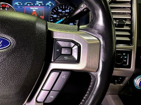 Used 2019 Ford F250 Platinum w/ Platinum Ultimate Package image 13