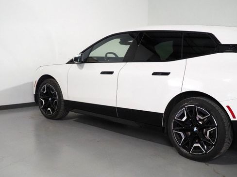 Used 2024 BMW iX xDrive50 w/ Sport Package image 69
