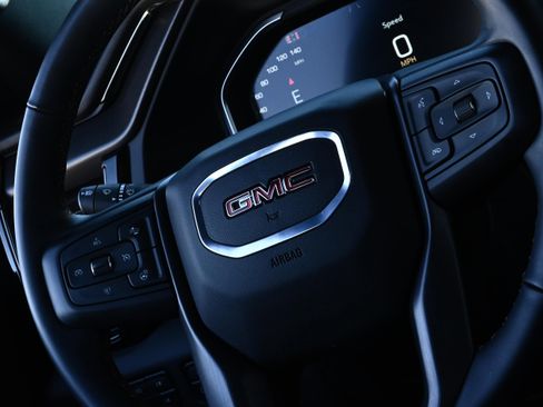 Used 2024 GMC Sierra 2500 AT4 w/ AT4 Premium Plus Package image 24