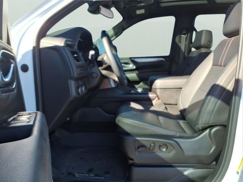 Used 2023 Chevrolet Suburban RST w/ Luxury Package image 12