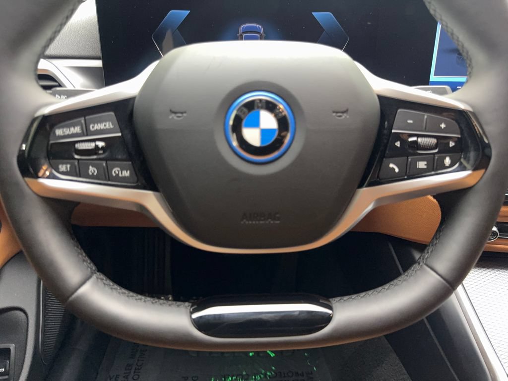 Used 2025 BMW i4 eDrive40 w/ Premium Package RWD image 59