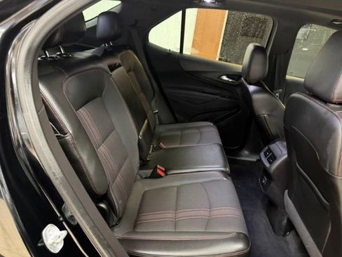 Used 2023 Chevrolet Equinox RS FWD image 16