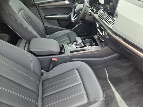Certified 2023 Audi Q5 2.0T Premium w/ Convenience Package AWD/4WD image 18