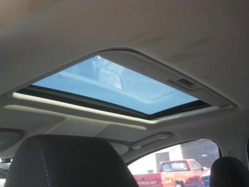 Used 2020 Ford EcoSport SE w/ SE Convenience Package image 15