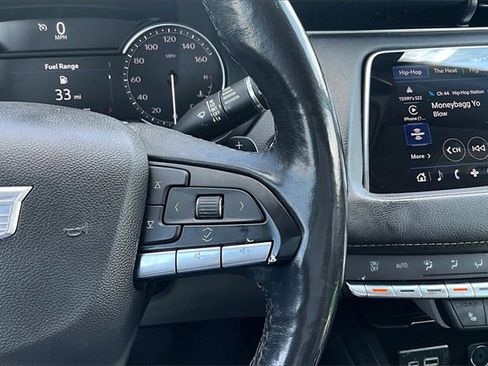 Used 2021 Cadillac XT4 Luxury w/ Cold Weather Package image 12