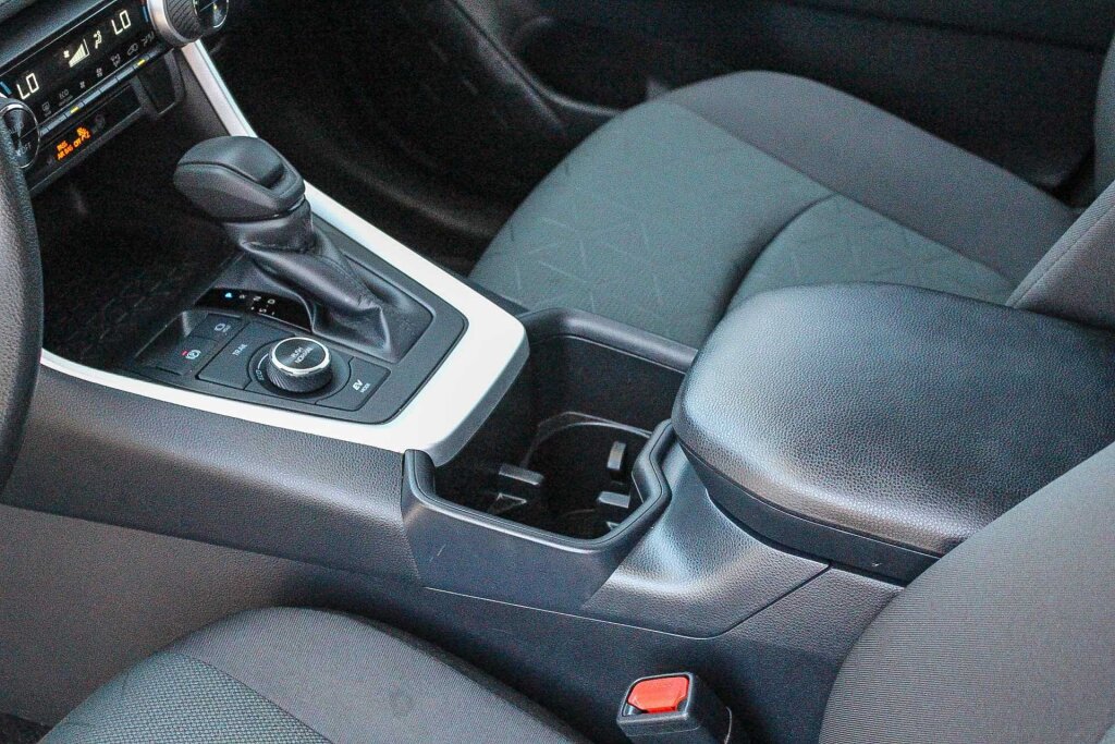Certified 2025 Toyota RAV4 XLE AWD/4WD image 10