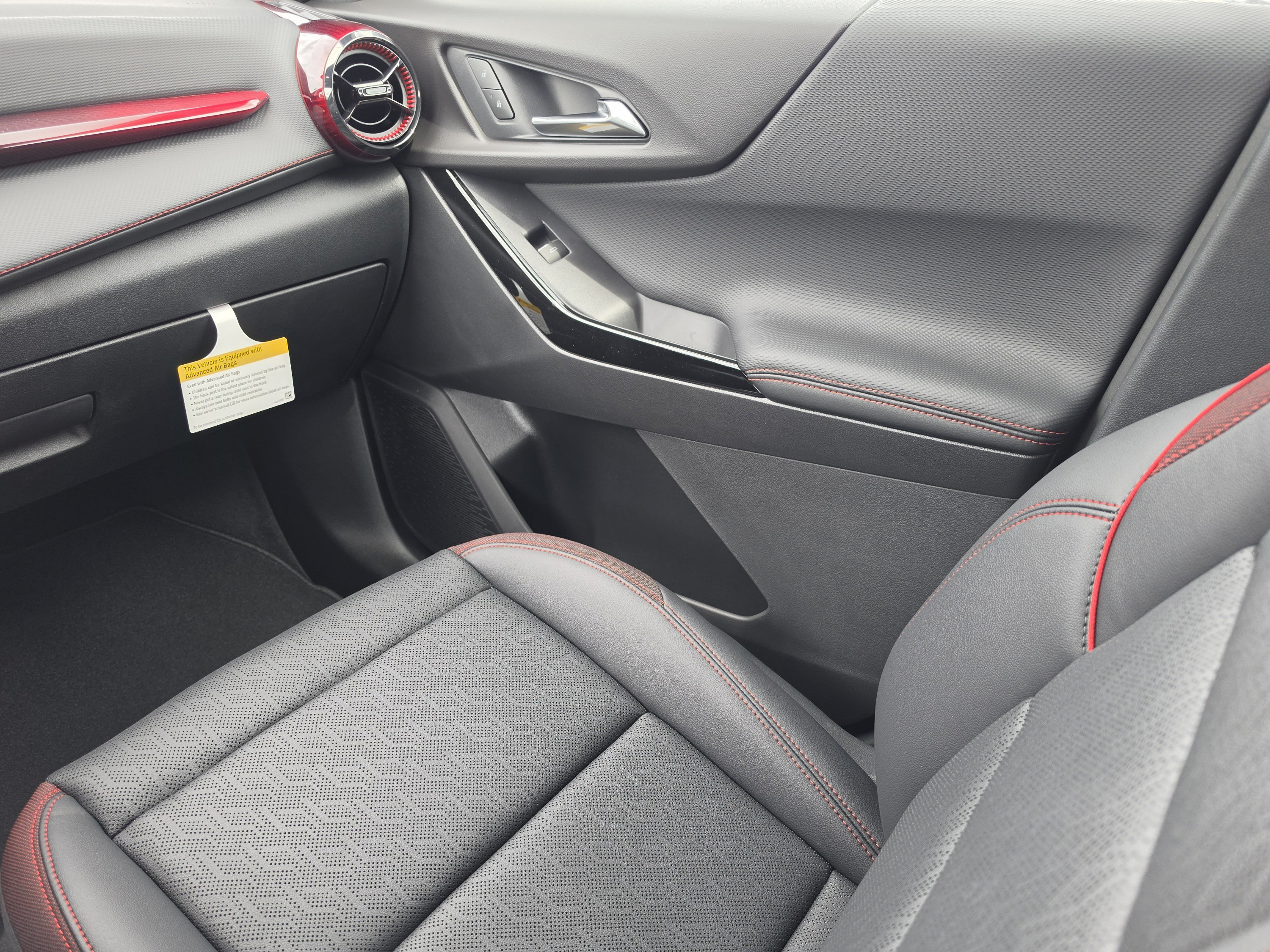 New 2027 Chevrolet Equinox RS w/ Convenience Package III FWD image 22