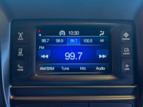 Used 2016 Chrysler 200 S FWD image 30