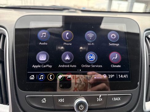 Used 2024 Chevrolet Malibu LT image 22