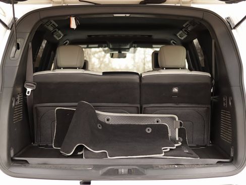 Used 2019 INFINITI QX80 Limited w/ All-Season Package image 39