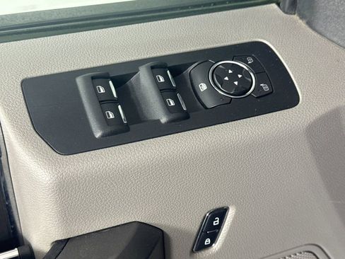 Used 2016 Ford F150 XLT w/ Equipment Group 302A Luxury image 15