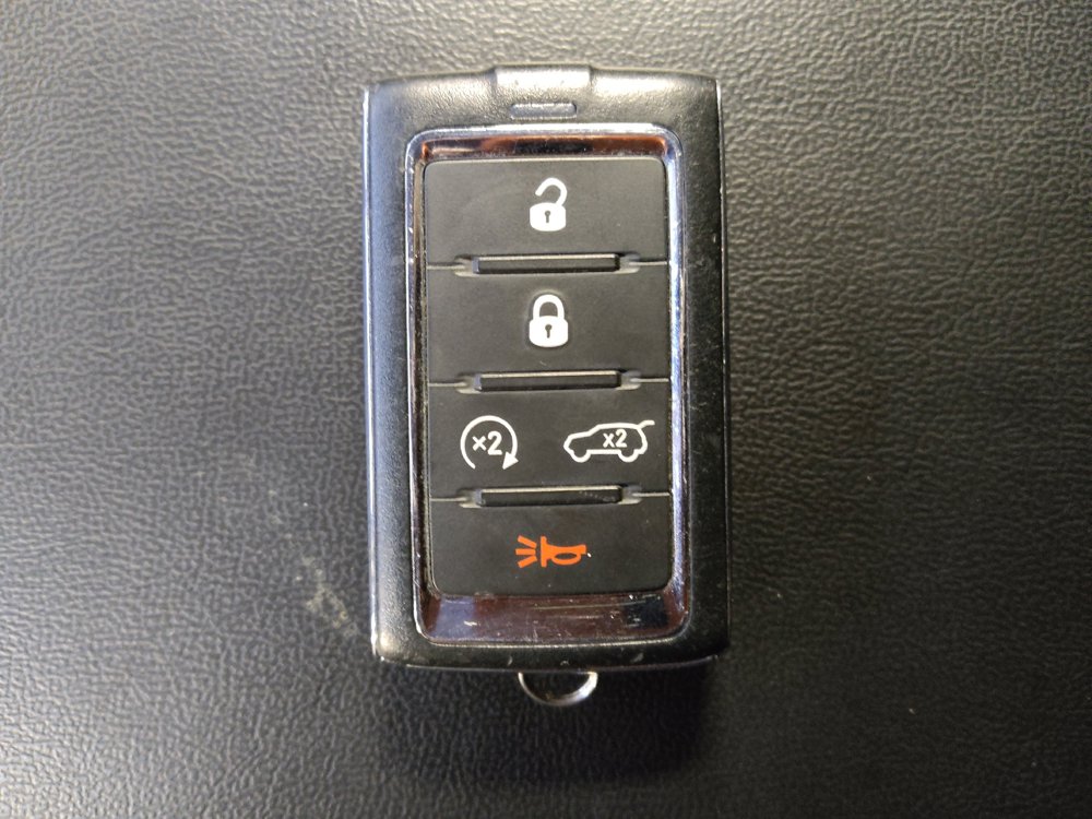 Used 2023 Jeep Grand Cherokee 4WD 4xe image 32