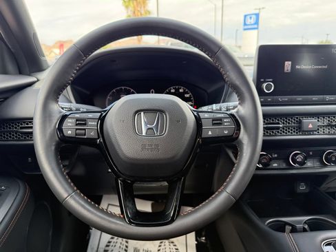 Used 2024 Honda HR-V Sport image 17