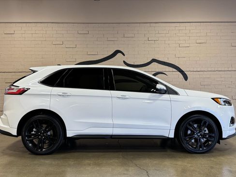 Used 2021 Ford Edge ST w/ Equipment Group 401A AWD/4WD image 4