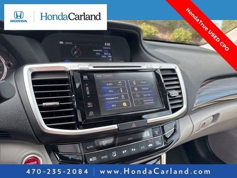 Certified 2017 Honda Accord EX-L image 6