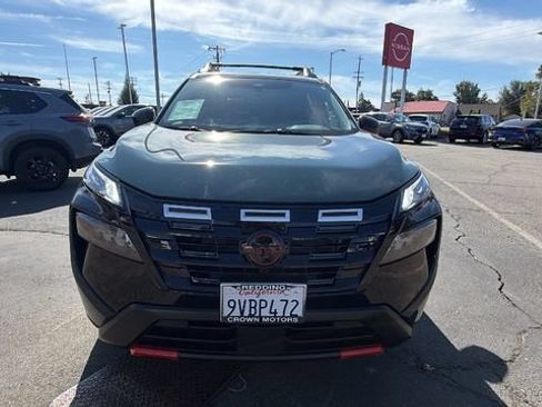 Used 2026 Nissan Rogue SV AWD/4WD image 8