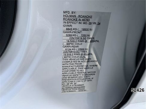 Used 2024 RAM 5500 Tradesman w/ Safety Group image 16