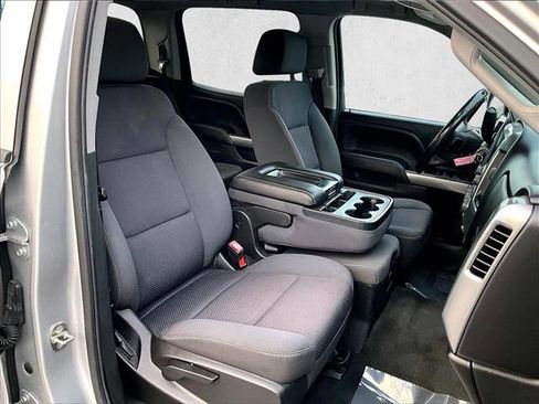 Used 2018 Chevrolet Silverado 1500 LT w/ All Star Edition image 9