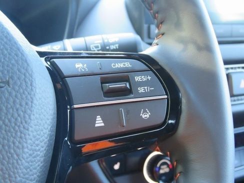 Used 2024 Honda HR-V Sport image 5