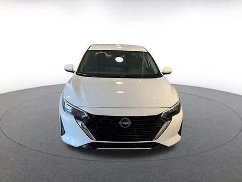 Used 2025 Nissan Sentra SV image 4