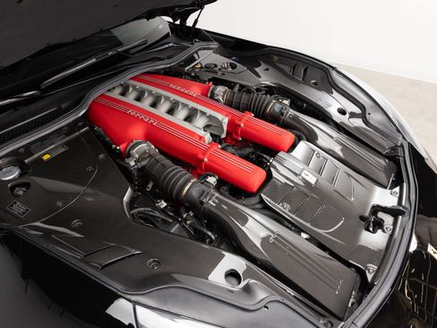 Certified 2014 Ferrari F12 Berlinetta RWD image 98