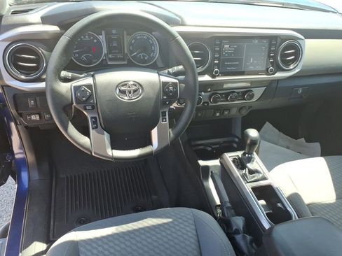 Used 2023 Toyota Tacoma SR5 AWD/4WD image 15