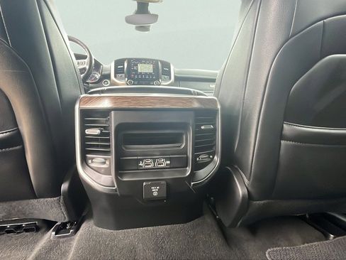 Used 2019 RAM 1500 Laramie image 18
