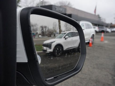 Used 2025 Mercedes-Benz GLE 350 4MATIC image 34