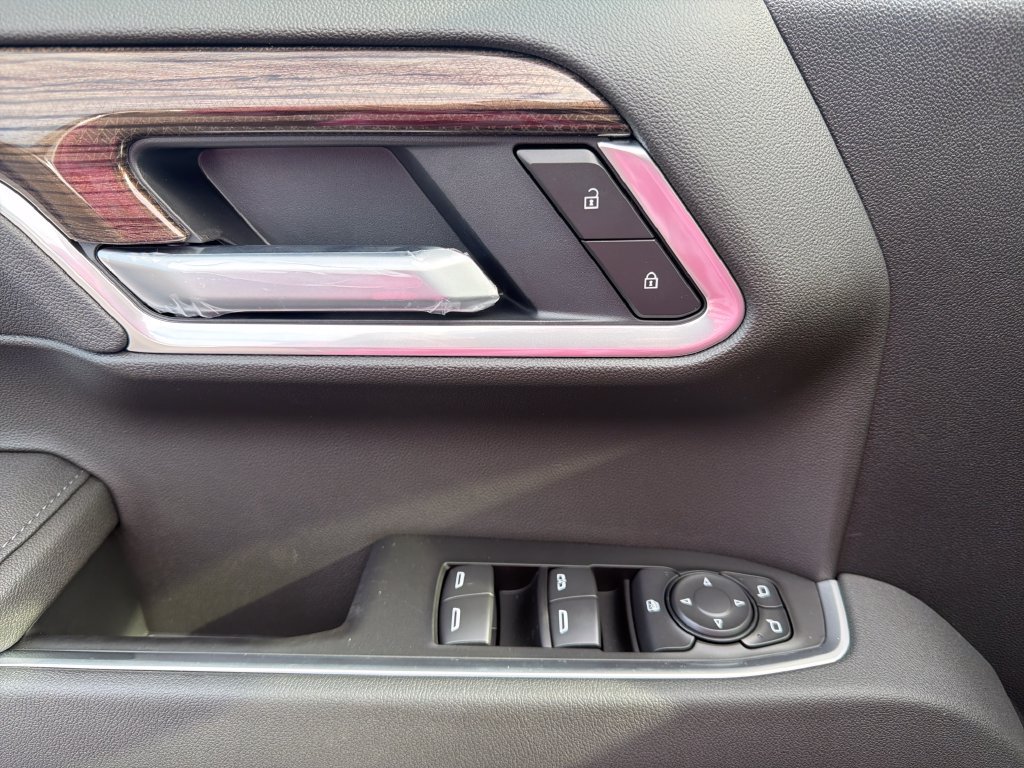 New 2026 Chevrolet Silverado 1500 RST AWD/4WD image 11