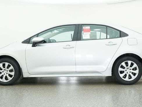 New 2026 Toyota Corolla LE image 4