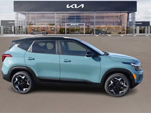New 2026 Kia Seltos S image 2