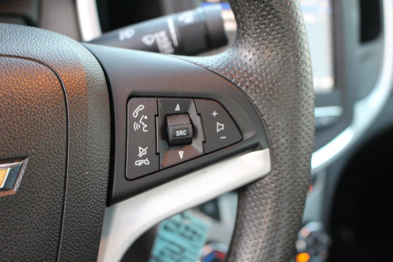 Used 2018 Chevrolet Sonic LT FWD image 20