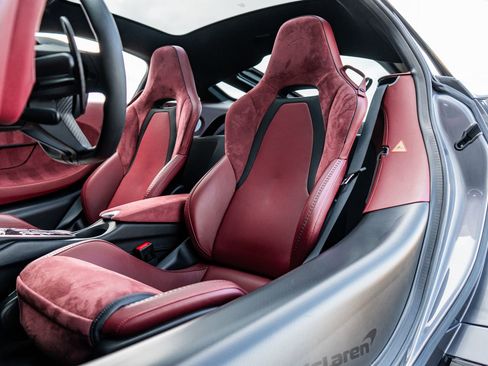 Used 2025 McLaren GTS image 26