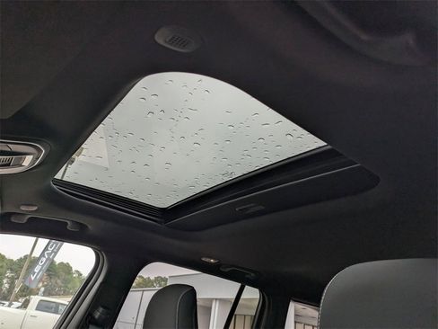 New 2025 Jeep Grand Cherokee Laredo X image 25