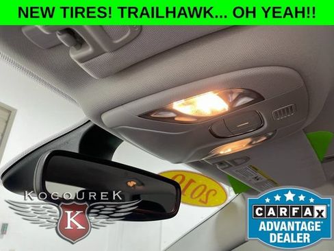 Used 2019 Jeep Compass Trailhawk w/ Cold Weather Group AWD/4WD image 18