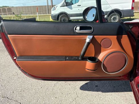 Used 2007 MAZDA MX-5 Miata Grand Touring image 10