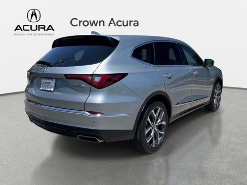 Used 2023 Acura MDX FWD w/ Technology Package image 4