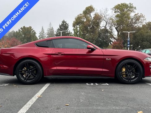 Used 2018 Ford Mustang GT image 3