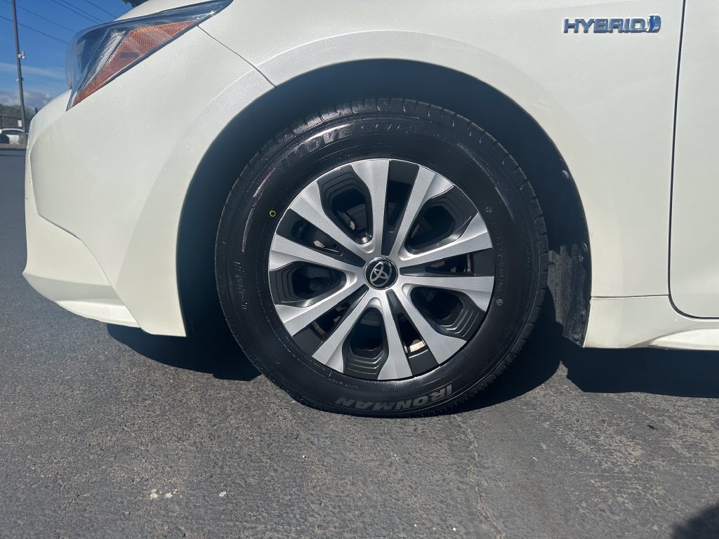 Certified 2021 Toyota Corolla LE w/ Carpet Mat Package (TMS) FWD image 13