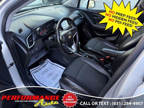 Used 2018 Chevrolet Trax LT w/ LT Convenience Package AWD/4WD image 7