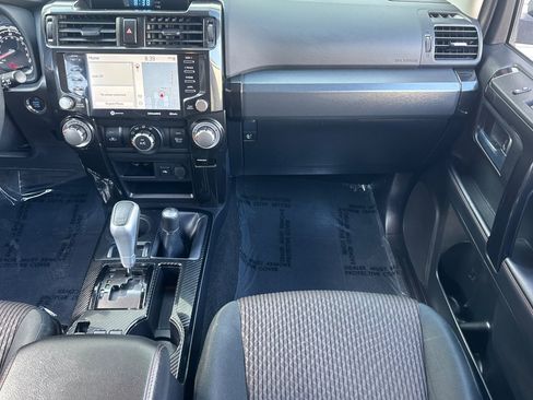 Used 2023 Toyota 4Runner TRD Off-Road AWD/4WD image 33