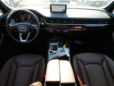 Used 2019 Audi Q7 3.0T Premium Plus w/ Premium Plus Package AWD/4WD image 12