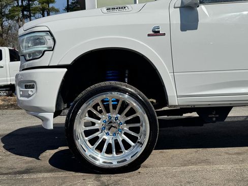 Used 2020 RAM 2500 Laramie w/ Night Edition image 14