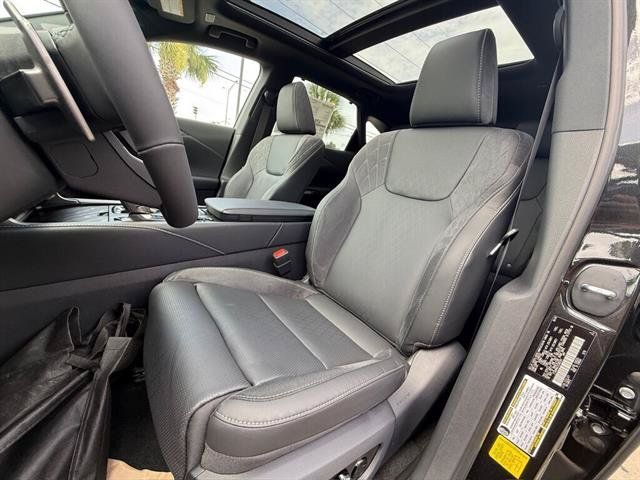 New 2026 Lexus RX 350 FWD image 16