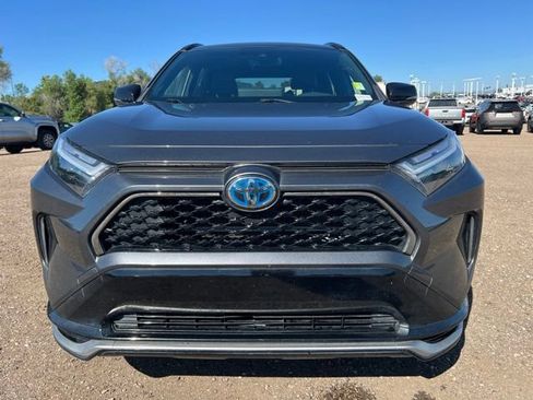 Used 2023 Toyota RAV4 XSE AWD/4WD image 9
