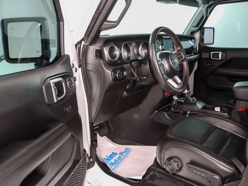 Used 2023 Jeep Wrangler Unlimited Rubicon 392 w/ Trailer Tow Package image 3