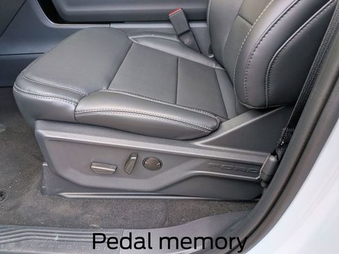 New 2025 Ford Expedition Platinum w/ Stealth Performance Package image 16